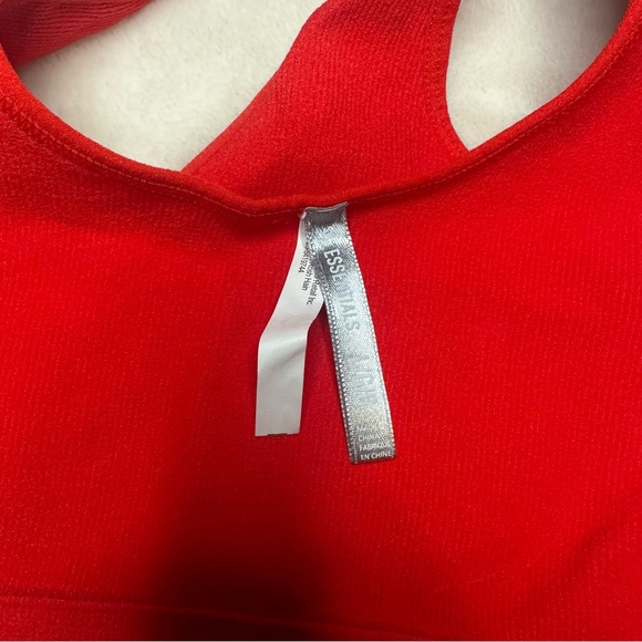 SWS Essentials Red Sports Bra Size Large - Picture 4 of 6